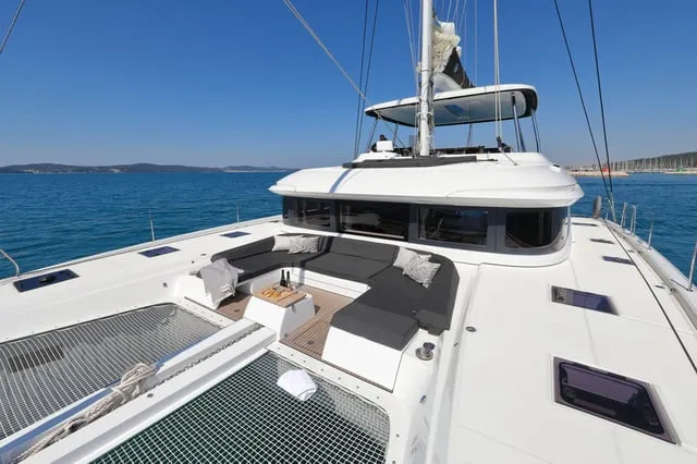 CHAMPAGNE PLEASE - Image 10