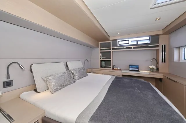 CHAMPAGNE PLEASE - Image 21