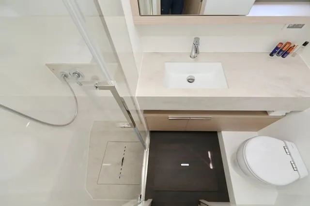 CHAMPAGNE PLEASE - Image 29