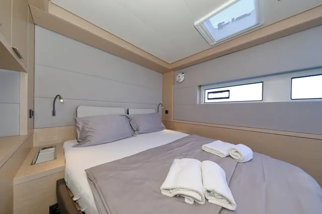 CHAMPAGNE PLEASE - Image 31