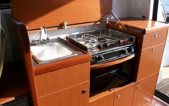 ANTARES 32 FLY - Image 7