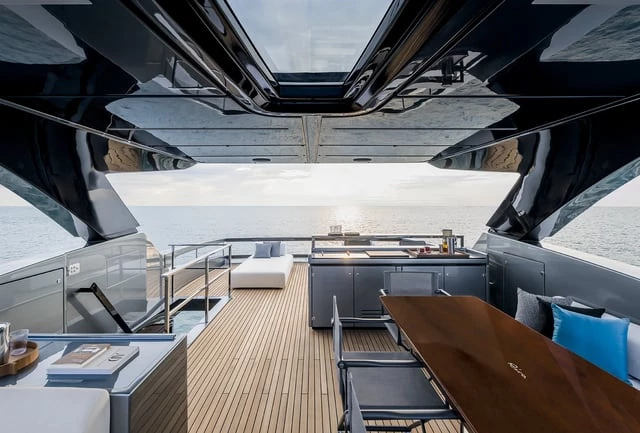 NAUTICA - Image 18