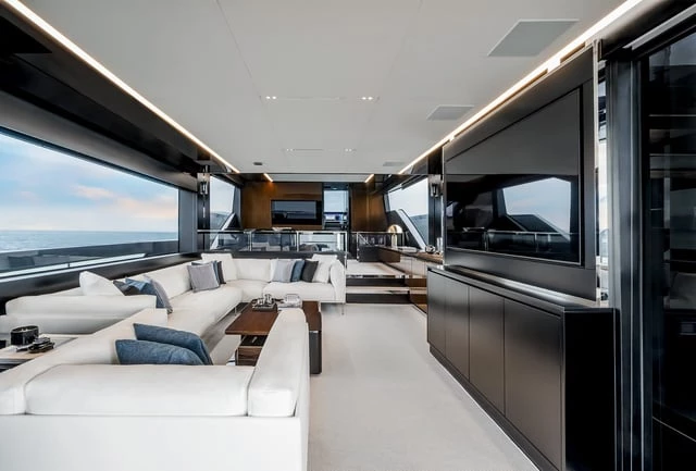 NAUTICA - Image 20