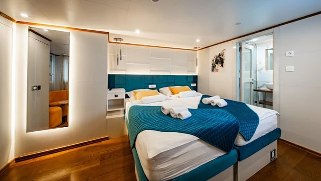 ADRIATIC BLUE - Image 26